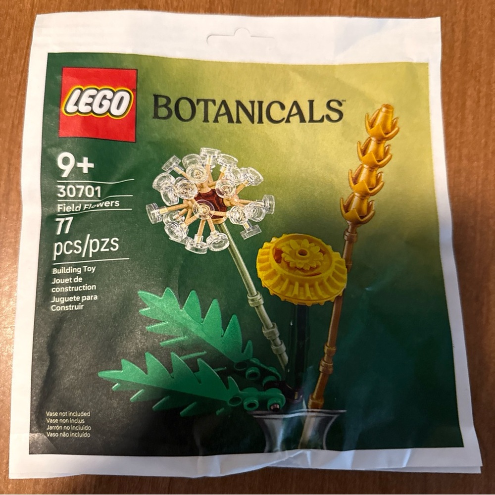 Lego Botanicals Field Flowers Yellow and Green Floral Stems